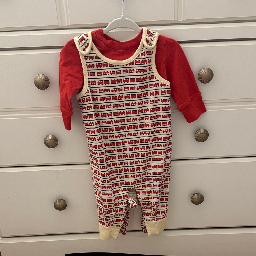 Hanna Andersson Red and Cream Train Print Footie